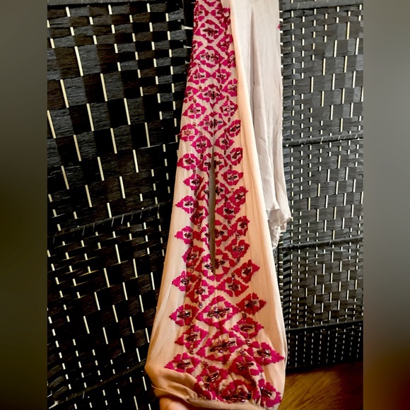 Chelsea Flower embroidered long sleeve tunic shirt 100% silk beaded - Picture 1 of 9